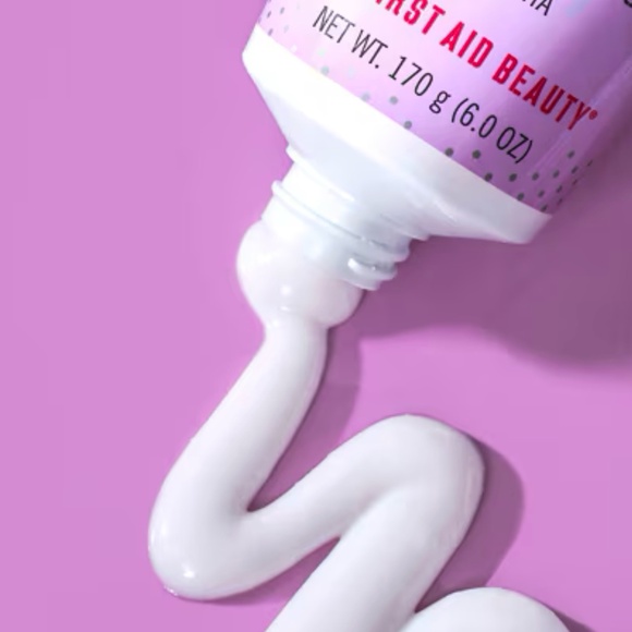 First aid beauty kp smoothing body lotion - Picture 2 of 2